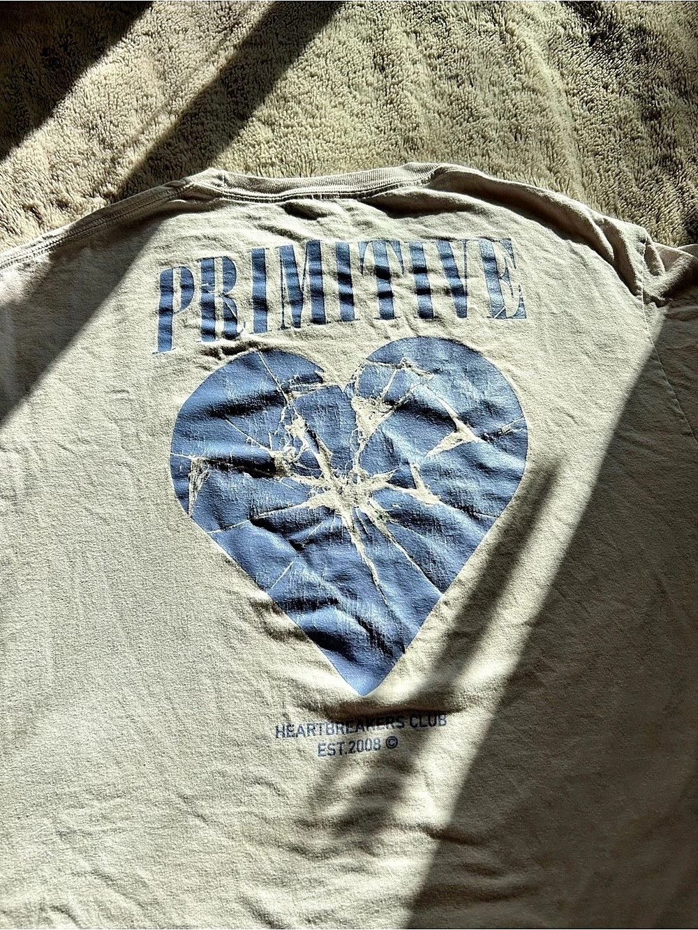 Primitive Heartbreakers Club T-Shirt Graphic Short Sleeve Tee in size L